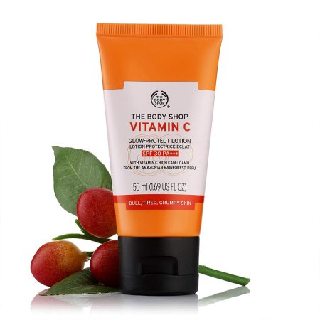 لوسیون ضد افتاب و روشن کننده ی ویتامین سی گلو پروتکت بادی شاپ The Body Shop Vitamin C Glow Protect Sunscreen lotion 50ml